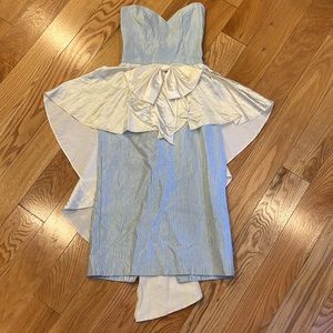 Elegant Blue and Cream Strapless Midi Dress